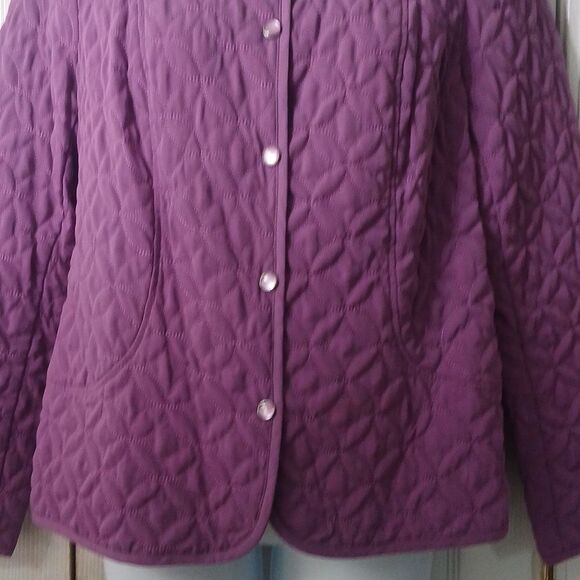 R.Q.T purple quilted lightweight jacket  Sz S EUC - Picture 2 of 6